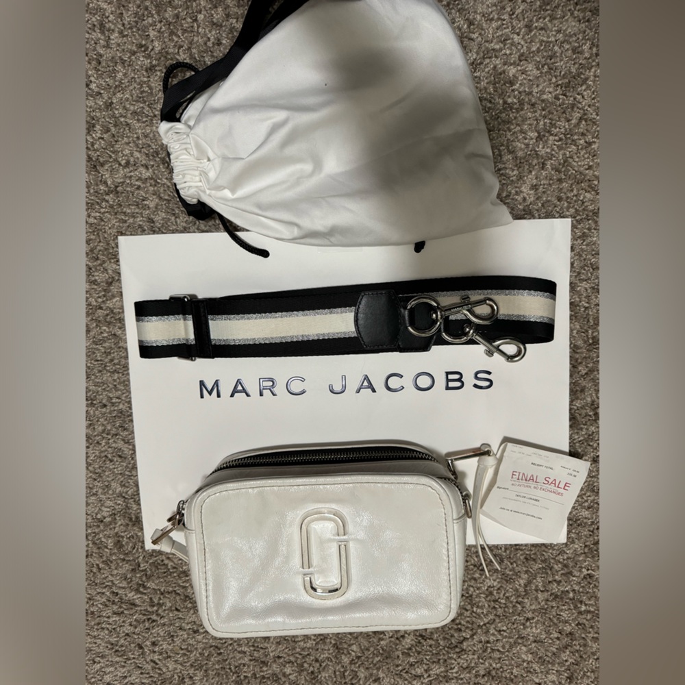 Authentic Marc Jacob’s Double Snapshot Bag